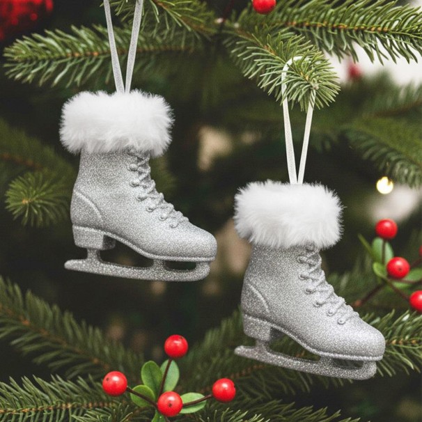 BUZ PATENİ SİMLİ DEKORATİF SÜS GÜMÜŞ 11 CM 2 Lİ BUZ PATENİ SİMLİ DEKORATİF SÜS GÜMÜŞ 11 CM 2 Lİ